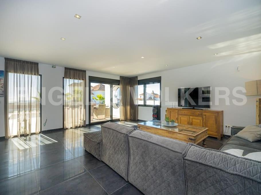 Villa In Finestrat Exteriör bild